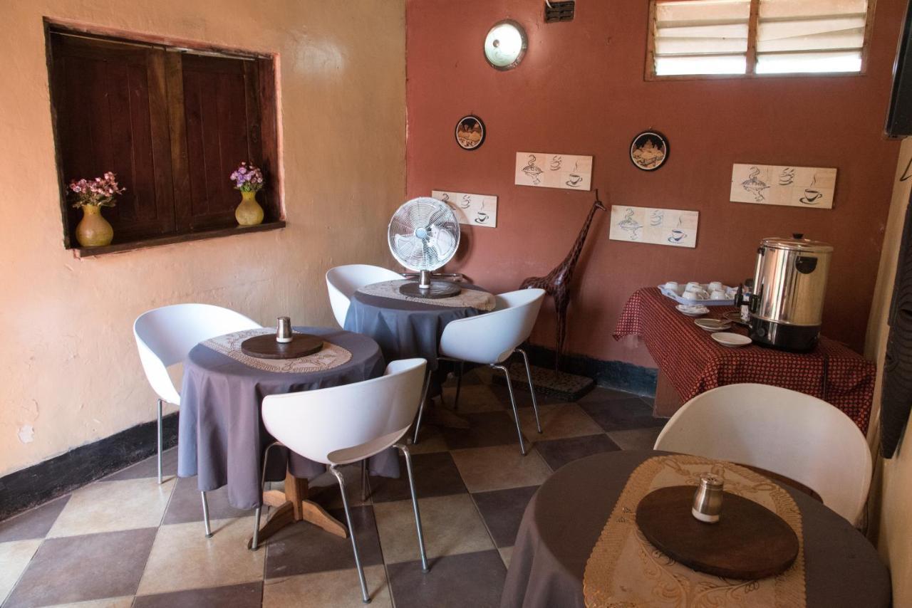 Okavango Lodge Livingstone Eksteriør billede